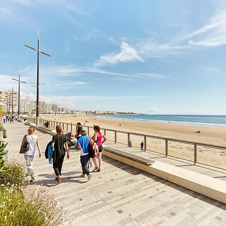 T3 Avec Terrasse Et Garage A 300 M De La Plage, Quartier Arago - Fr-1-92-582