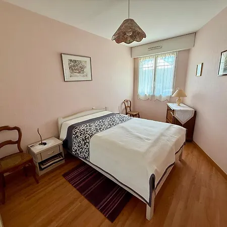 T3 Avec Terrasse Et Garage à 300 M De La Plage, Quartier Arago - Fr-1-92-582